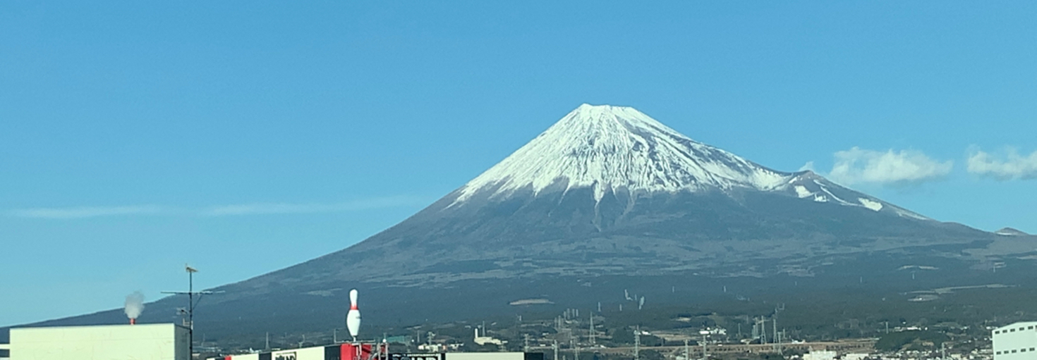 レビュアーのカバー画像