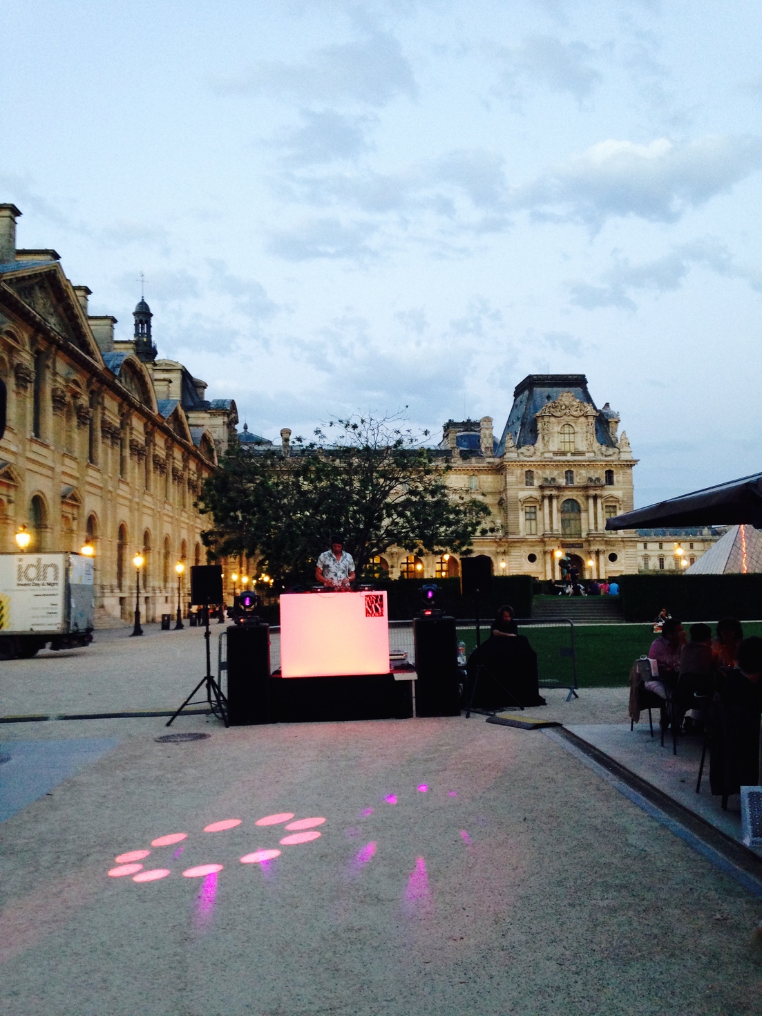 レビュアーのカバー画像