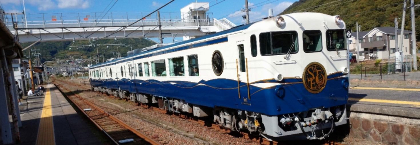 レビュアーのカバー画像