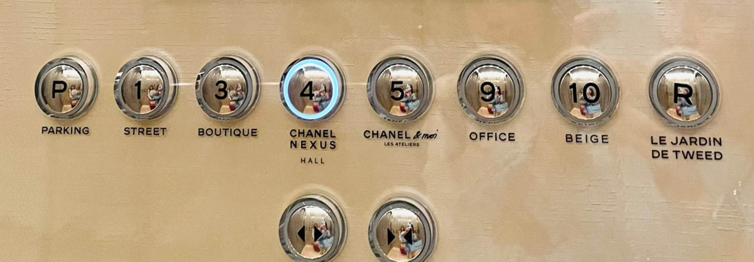 レビュアーのカバー画像