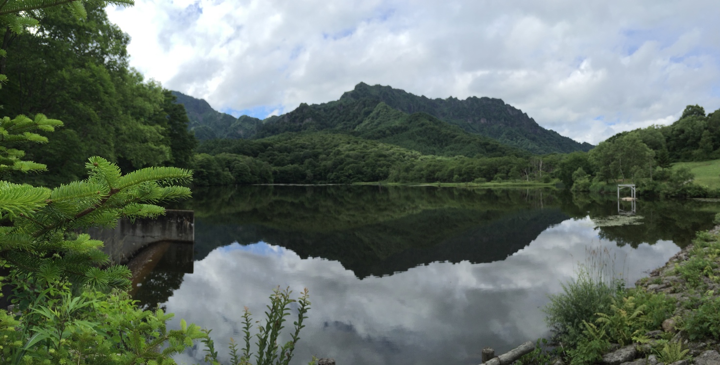 レビュアーのカバー画像