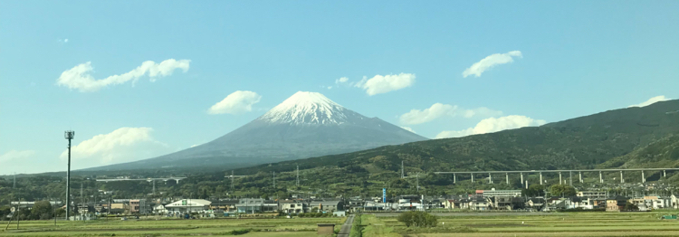 レビュアーのカバー画像