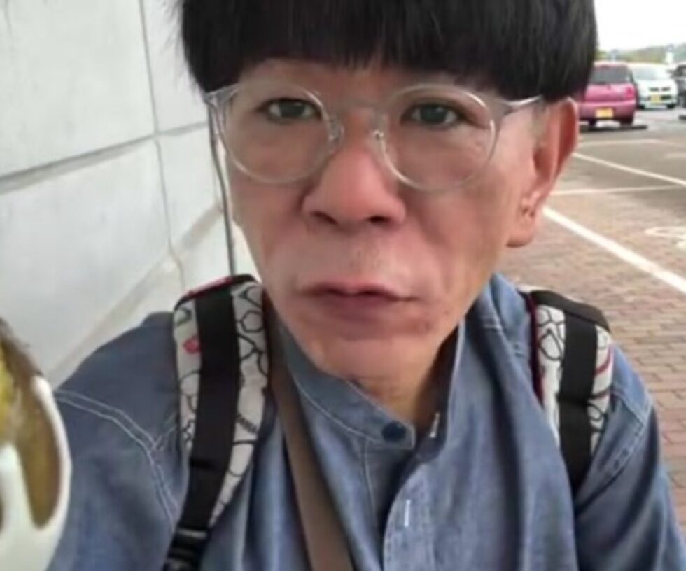 レビュアーのカバー画像