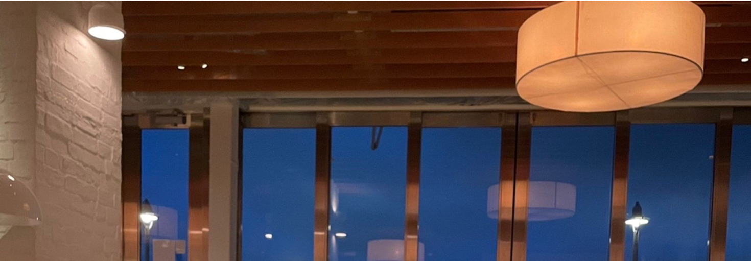 レビュアーのカバー画像