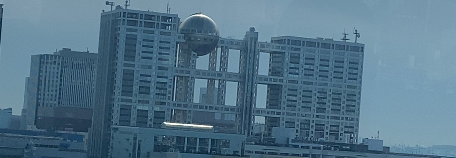 レビュアーのカバー画像