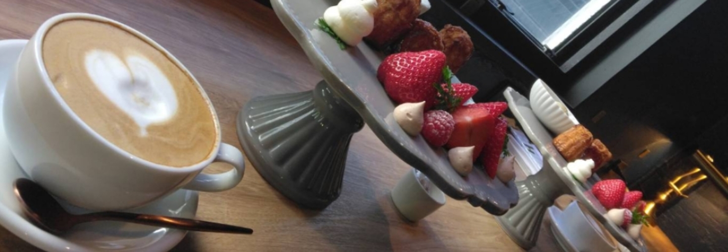 レビュアーのカバー画像