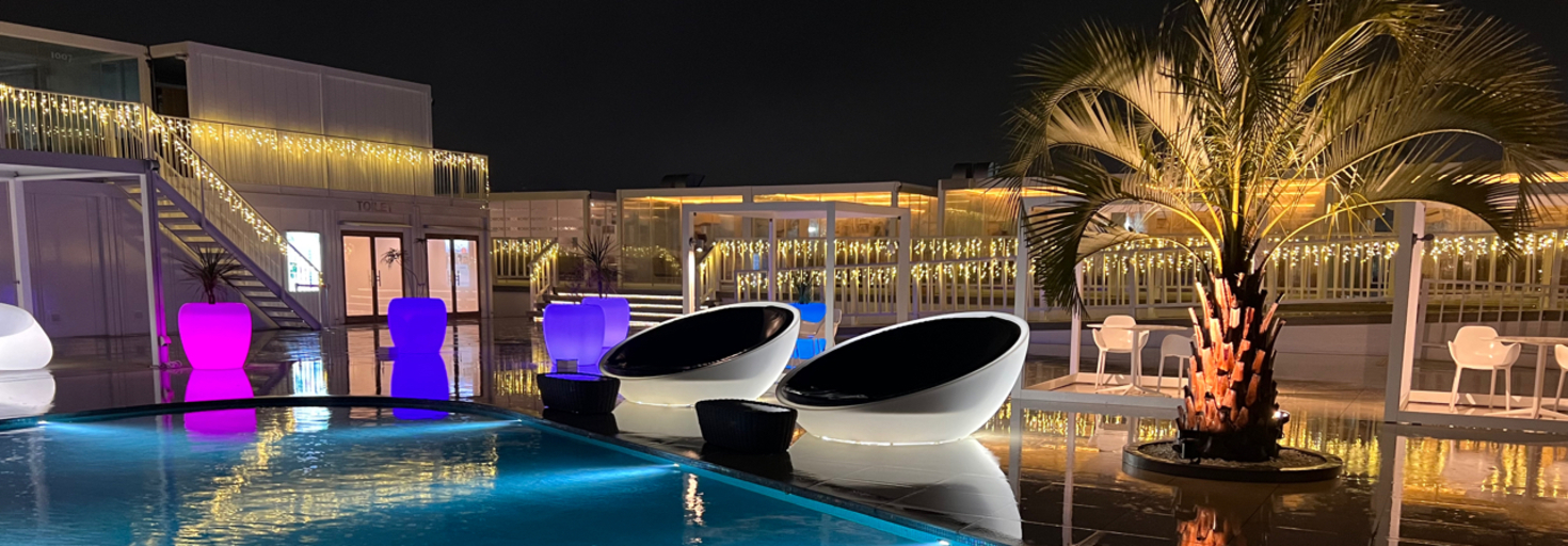 レビュアーのカバー画像