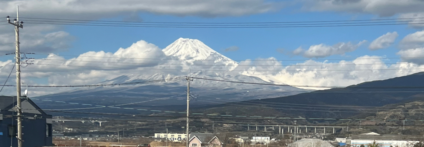 レビュアーのカバー画像