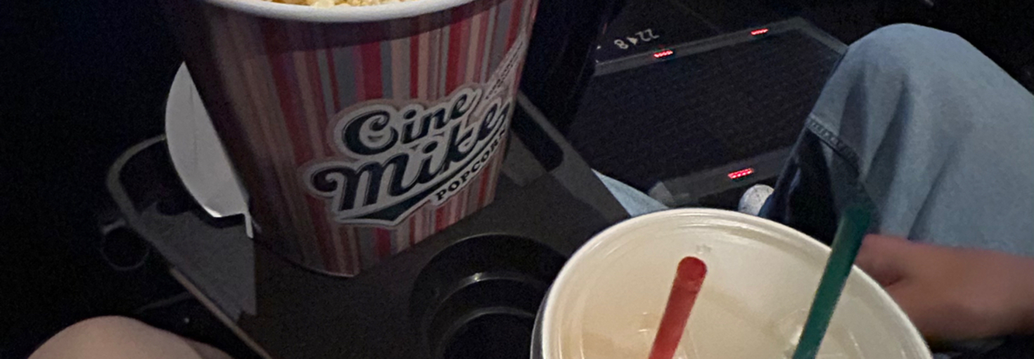 レビュアーのカバー画像