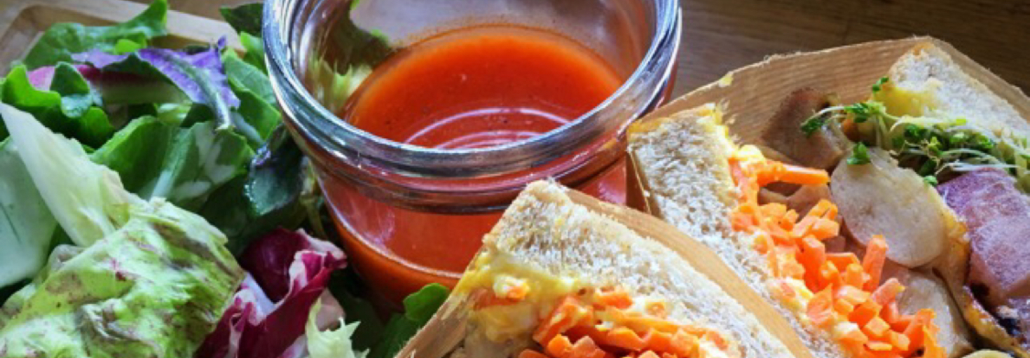 レビュアーのカバー画像