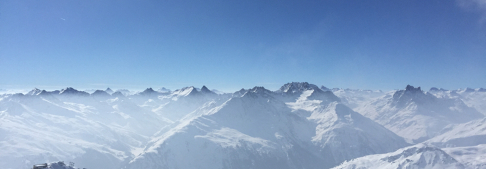 レビュアーのカバー画像