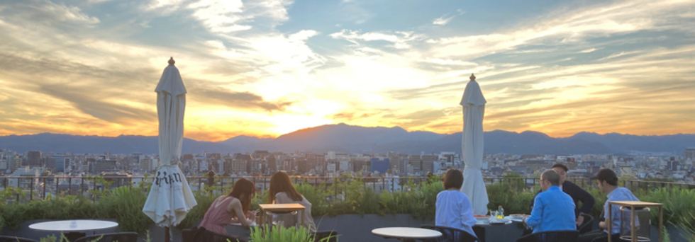 レビュアーのカバー画像