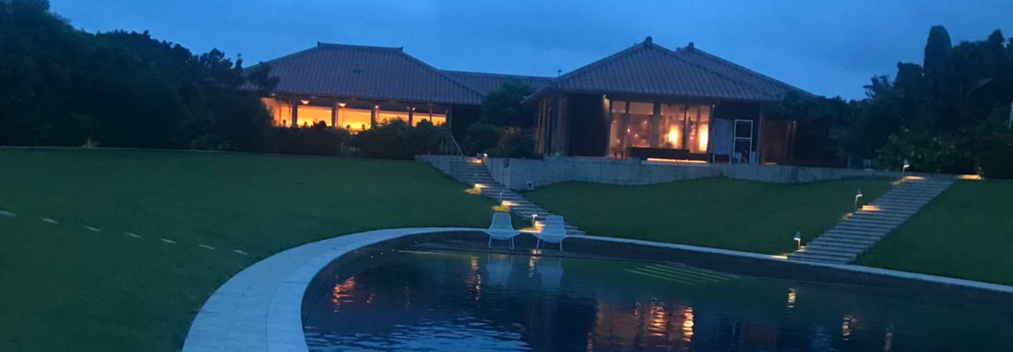 レビュアーのカバー画像