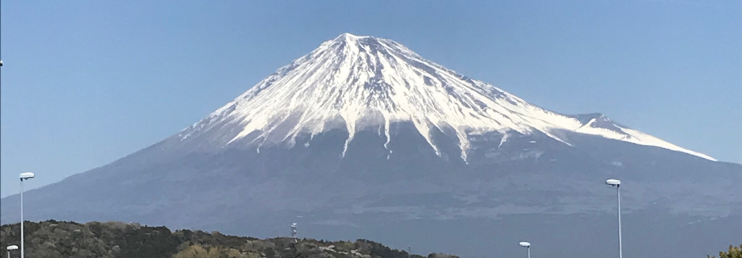 レビュアーのカバー画像