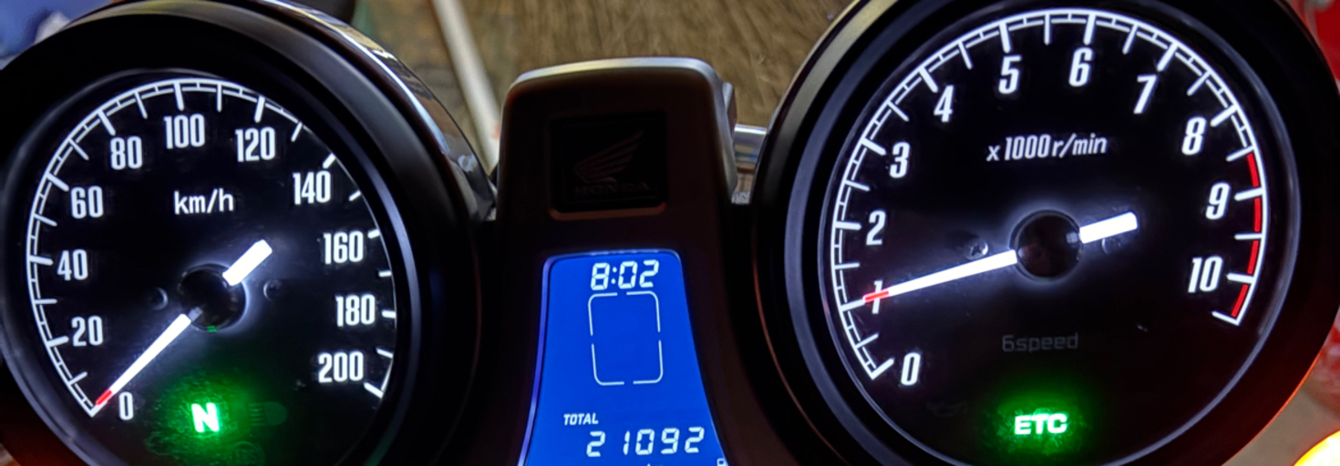 レビュアーのカバー画像