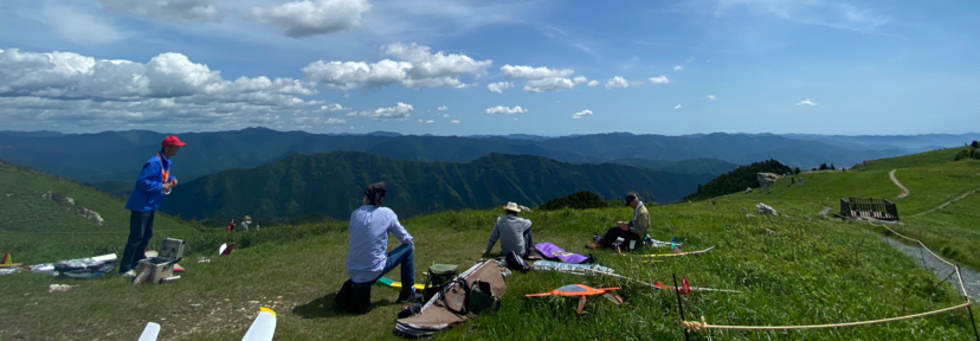 レビュアーのカバー画像