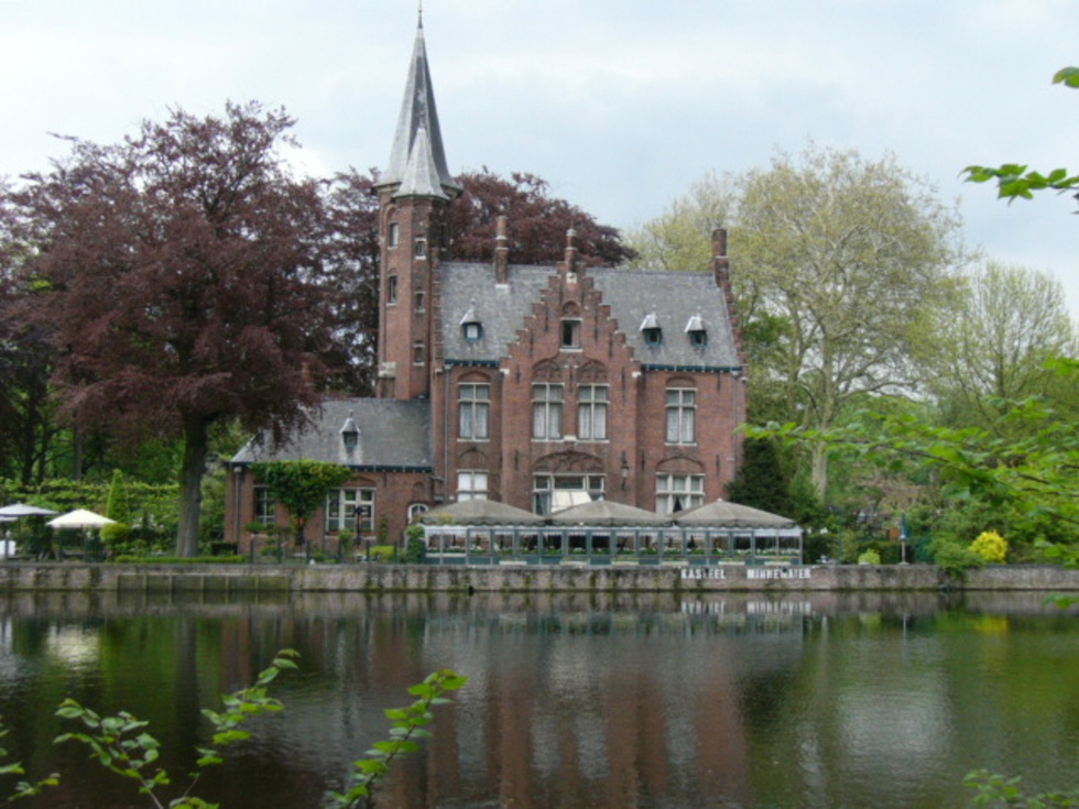 レビュアーのカバー画像