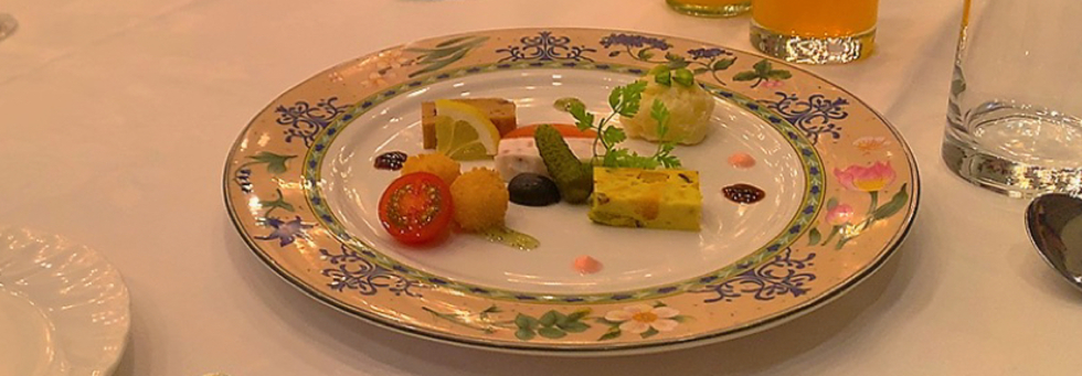 レビュアーのカバー画像