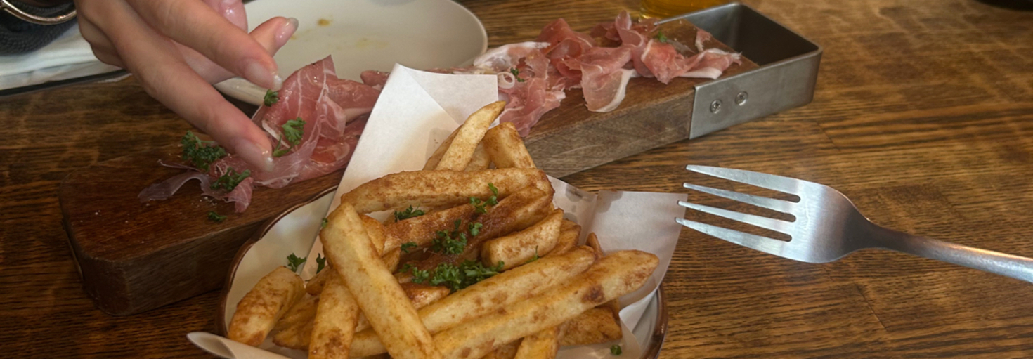 レビュアーのカバー画像