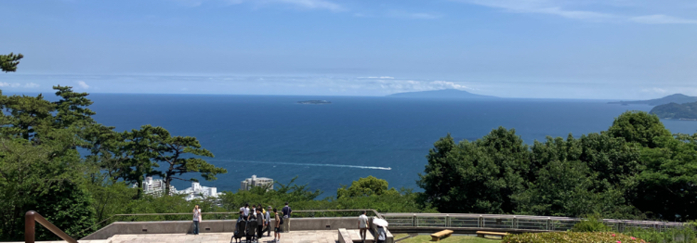 レビュアーのカバー画像