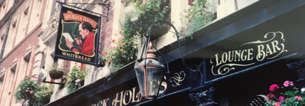 レビュアーのカバー画像