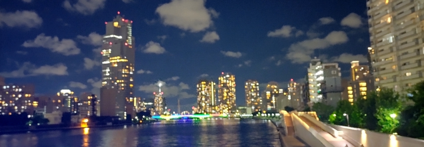 レビュアーのカバー画像