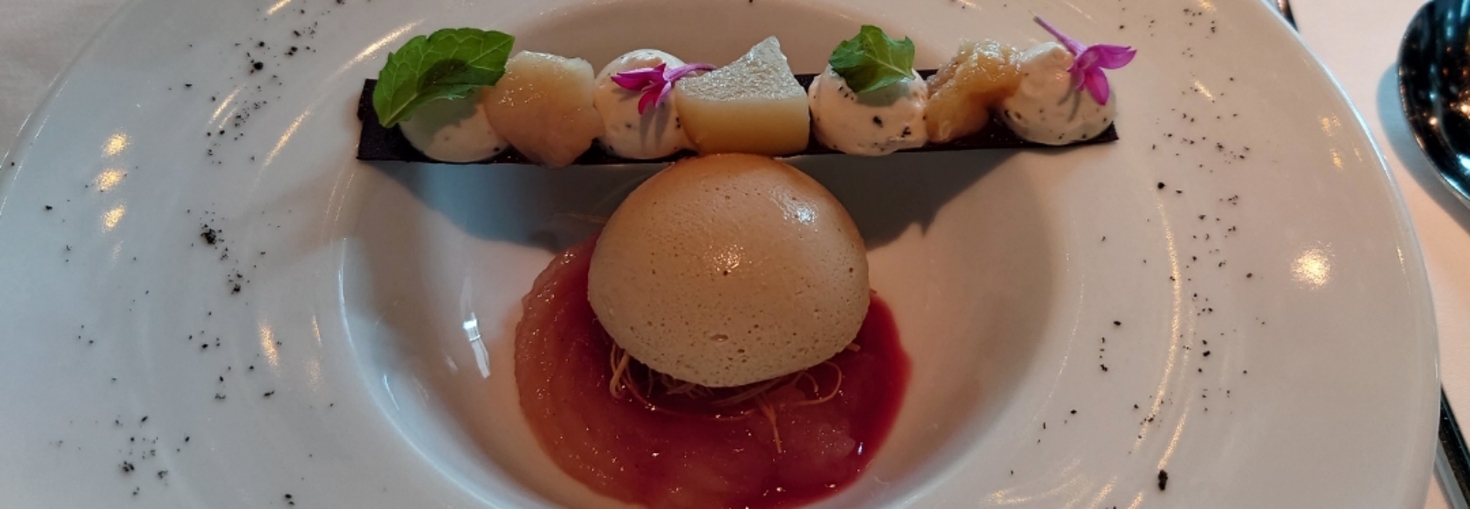 レビュアーのカバー画像