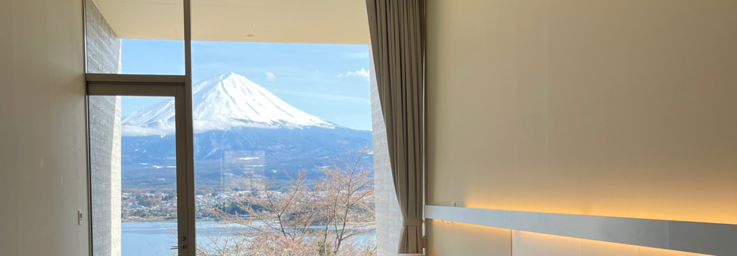 レビュアーのカバー画像