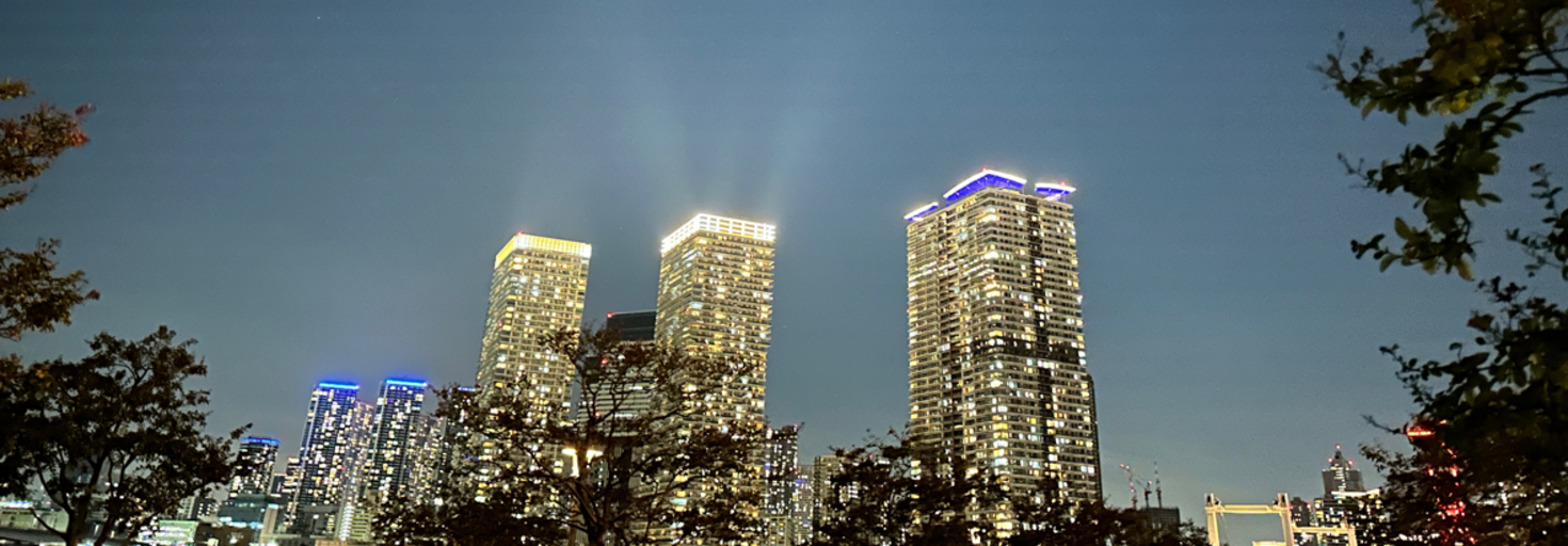 レビュアーのカバー画像