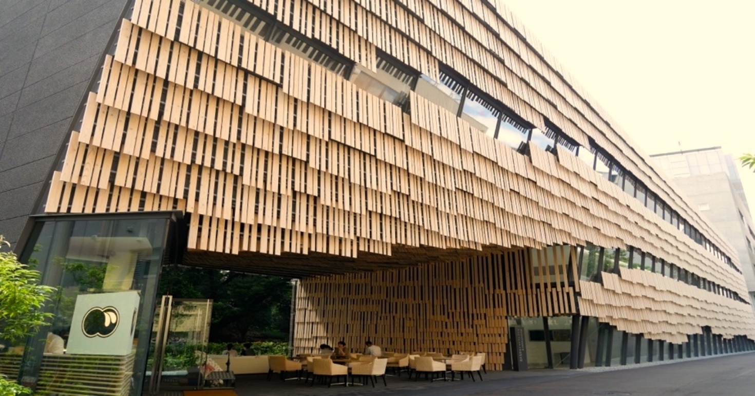 レビュアーのカバー画像