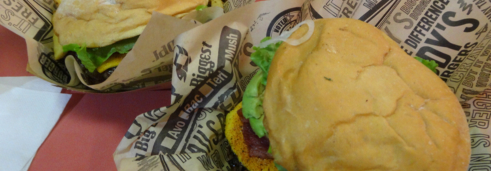 レビュアーのカバー画像