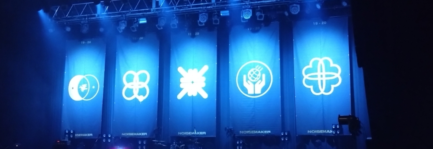 レビュアーのカバー画像