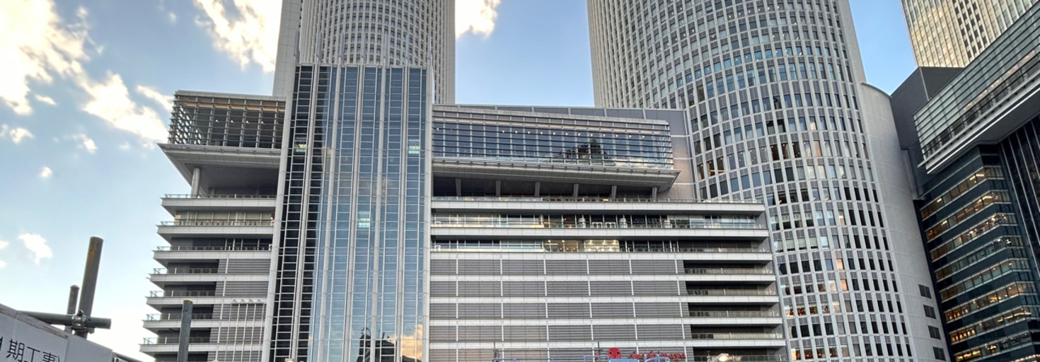 レビュアーのカバー画像