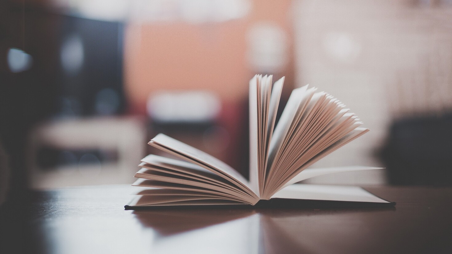 レビュアーのカバー画像