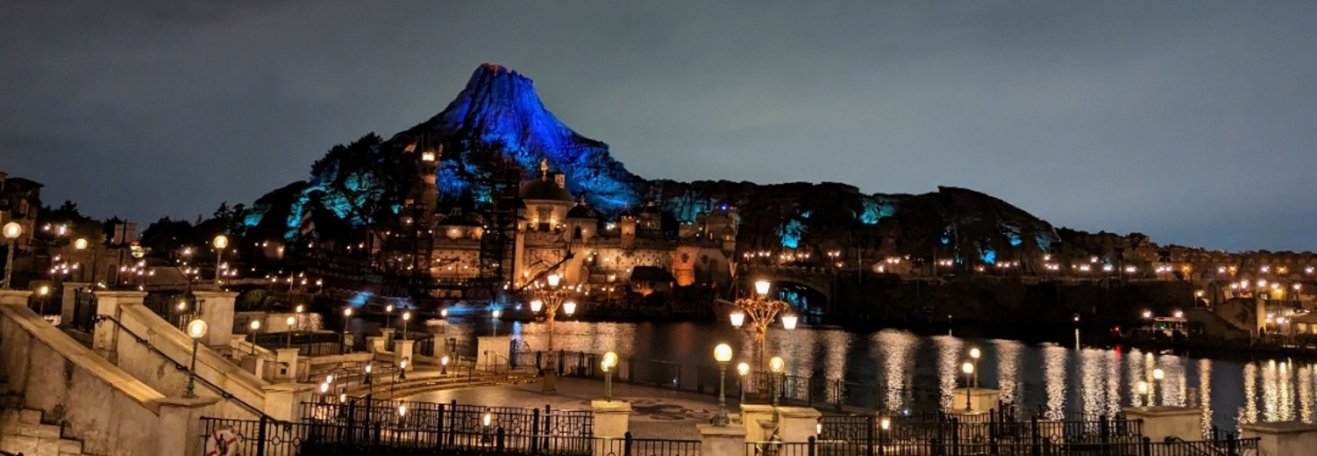 レビュアーのカバー画像