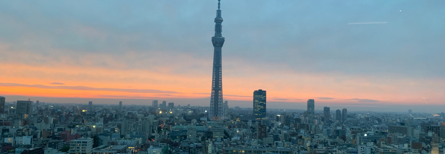 レビュアーのカバー画像