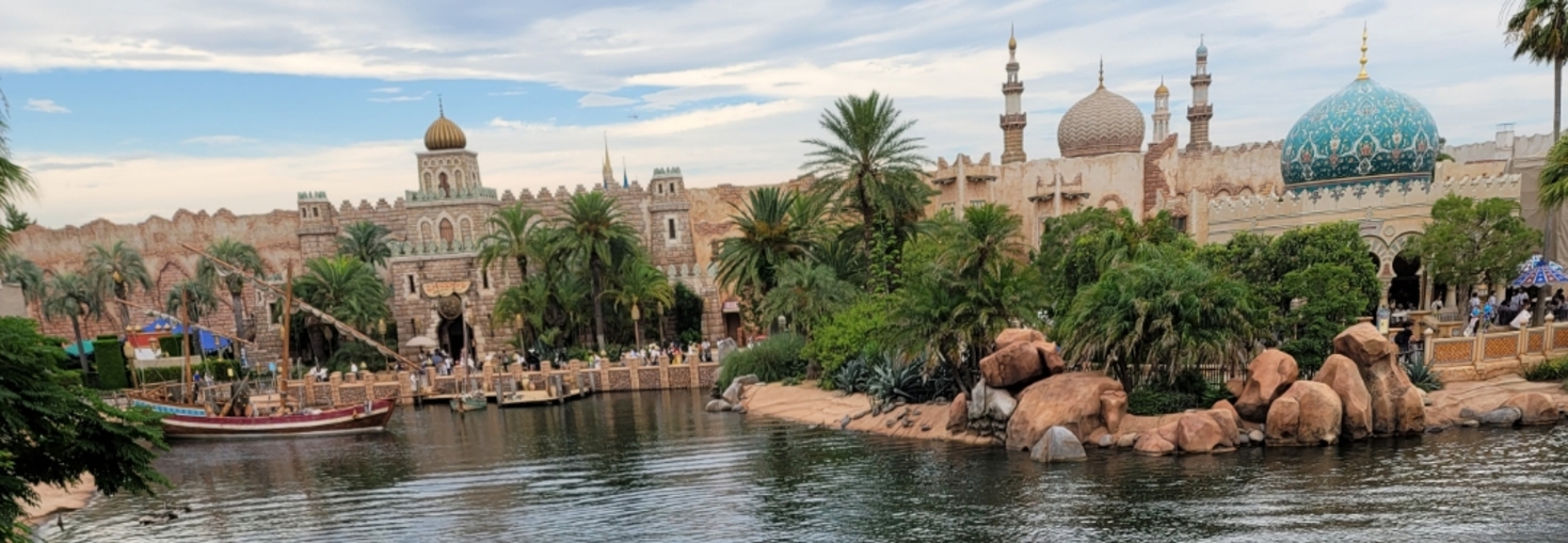 レビュアーのカバー画像