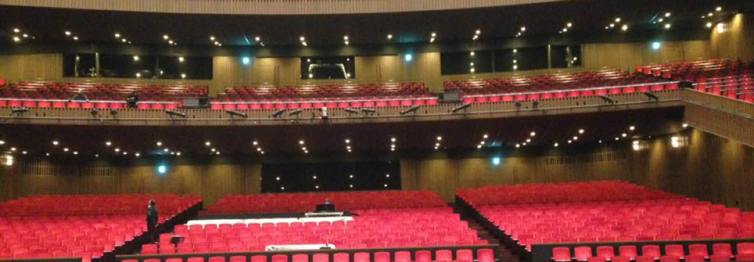 レビュアーのカバー画像