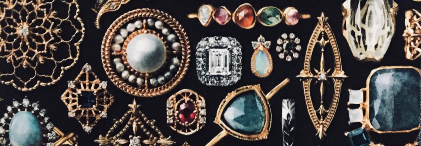 レビュアーのカバー画像