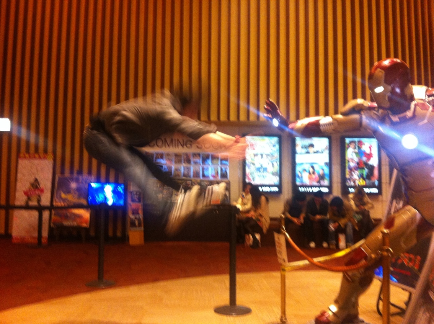 レビュアーのカバー画像