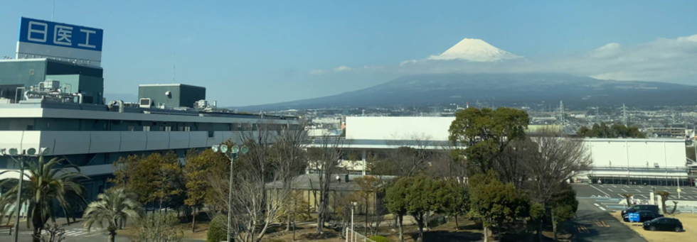 レビュアーのカバー画像