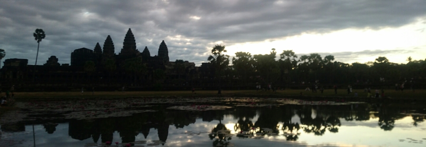 レビュアーのカバー画像