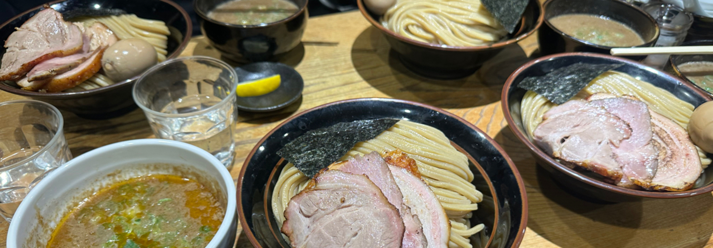 レビュアーのカバー画像