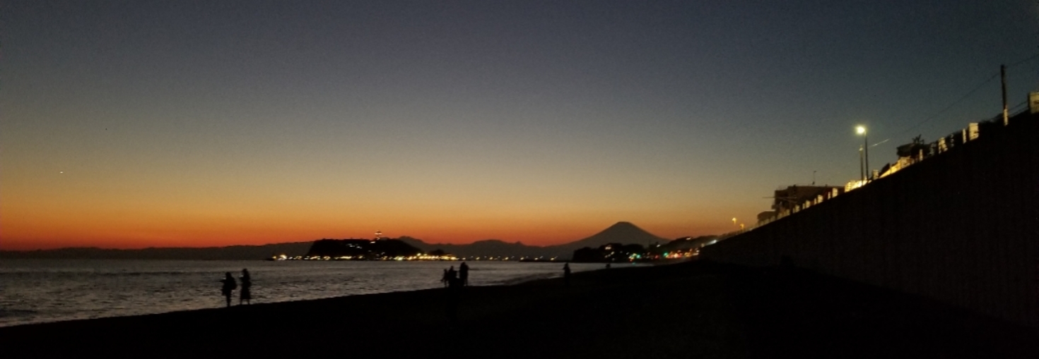 レビュアーのカバー画像