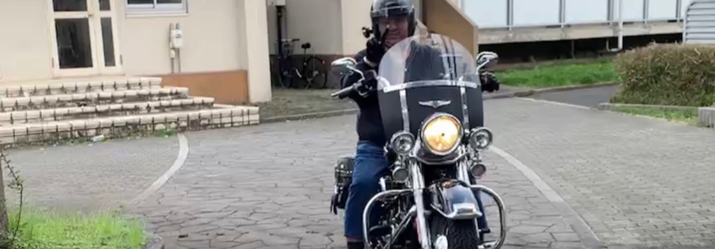 レビュアーのカバー画像