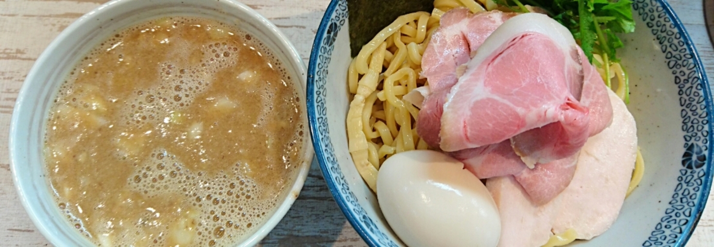 レビュアーのカバー画像