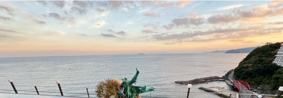 レビュアーのカバー画像