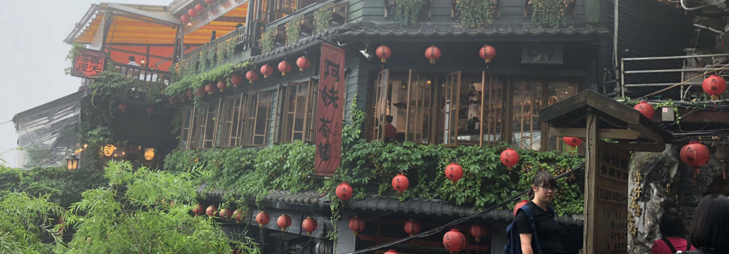 レビュアーのカバー画像