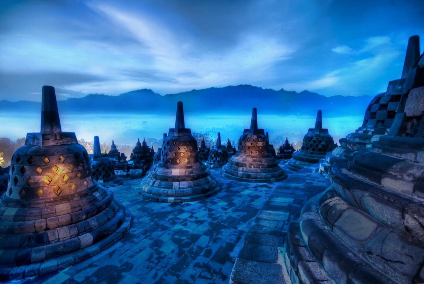 レビュアーのカバー画像