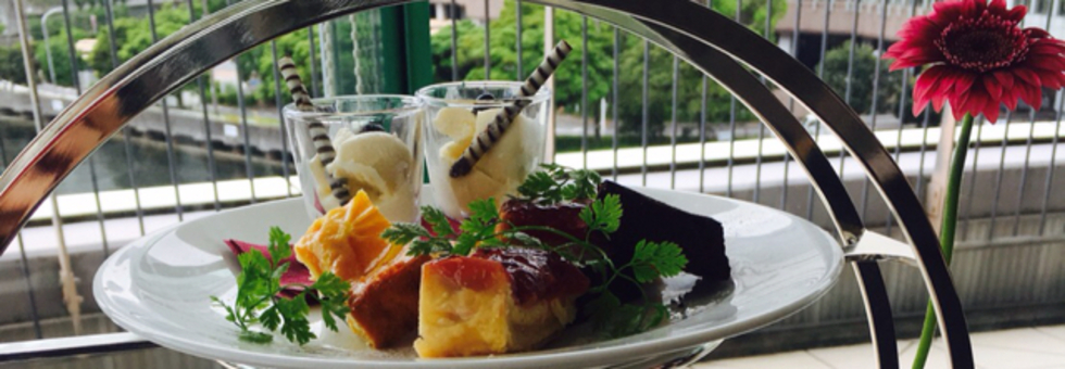 レビュアーのカバー画像